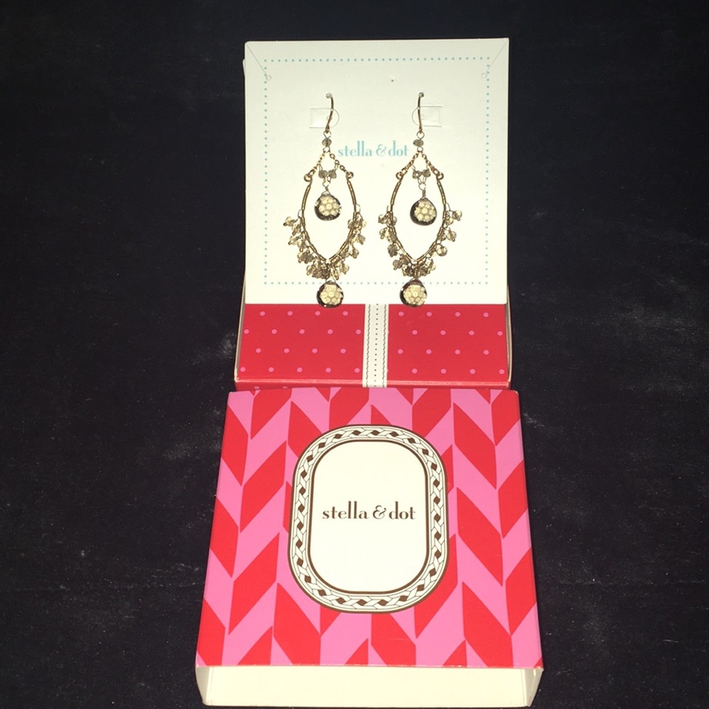 Stella & Dot Juliet earrings